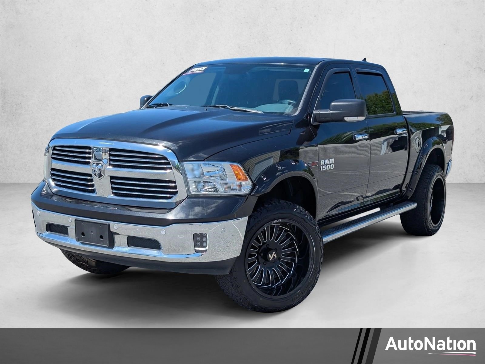 2016 RAM 1500 Lone Star Crew Cab 5'7's photo