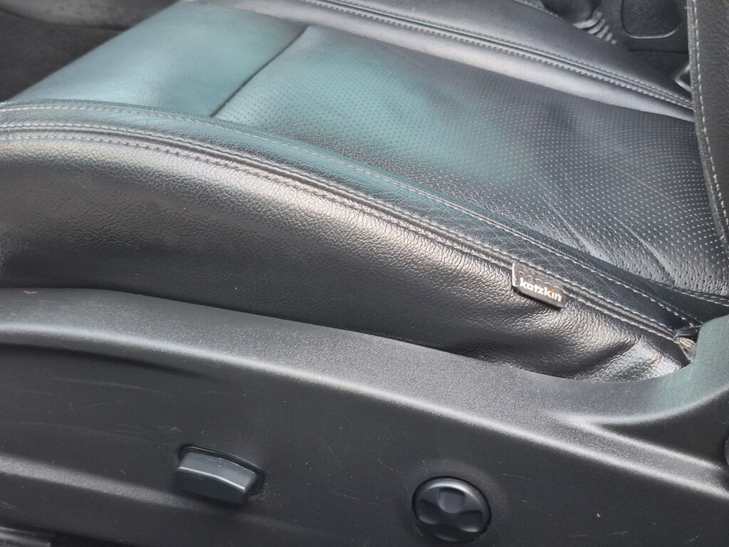 Used 2019 Dodge Challenger SXT 2dr Car