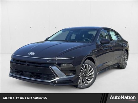 2025 Hyundai Sonata Hybrid Limited 4dr Car