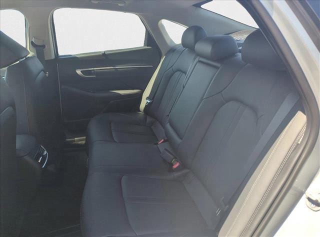 2025 Hyundai Sonata Hybrid Limited - Photo 17