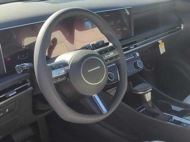 2025 Hyundai Santa Cruz SEL photo 2