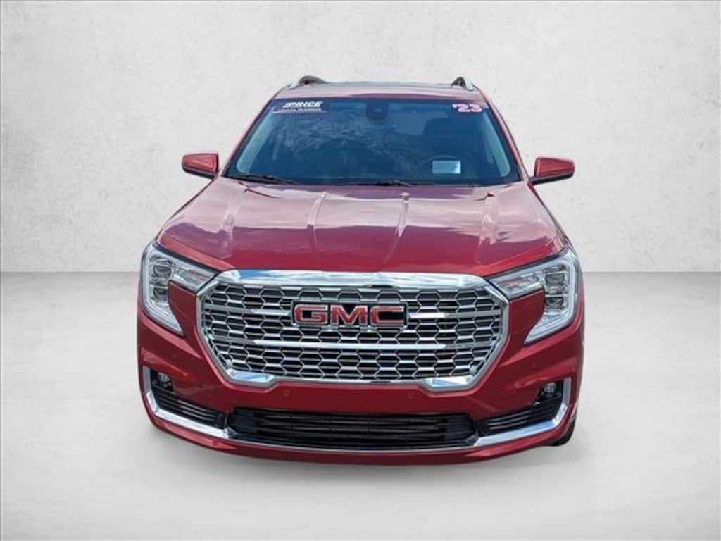 Used 2023 GMC Terrain Denali Sport Utility