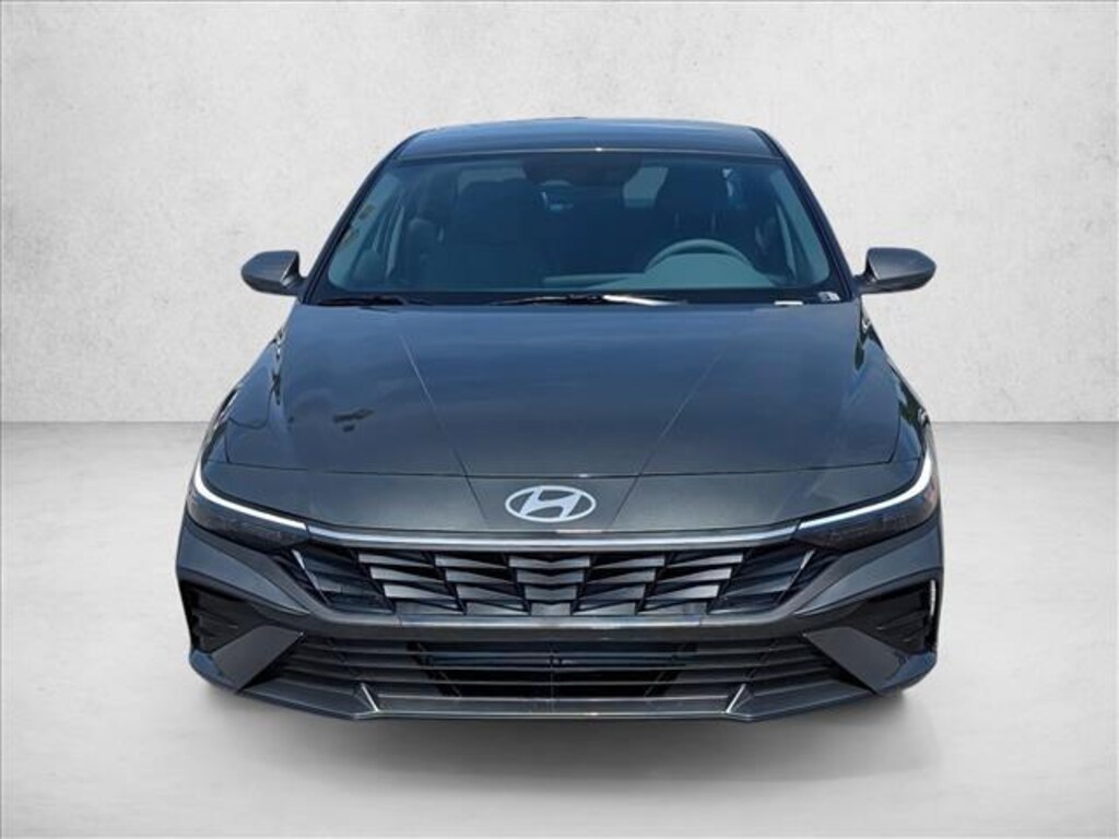 New 2026 Hyundai Elantra SE 4dr Car