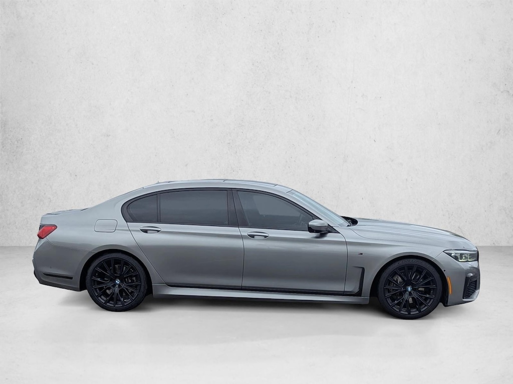 Used 2021 BMW 7 Series 740i 4dr Car
