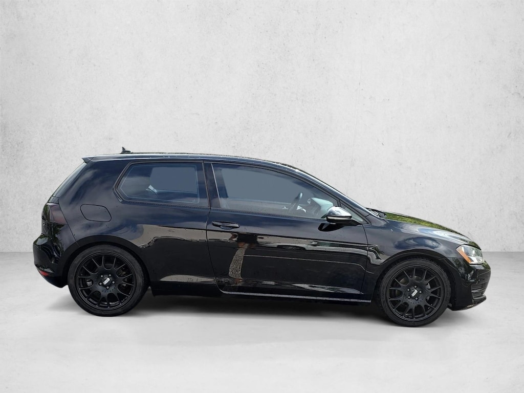 Used 2015 Volkswagen Golf TSI S 2dr Car