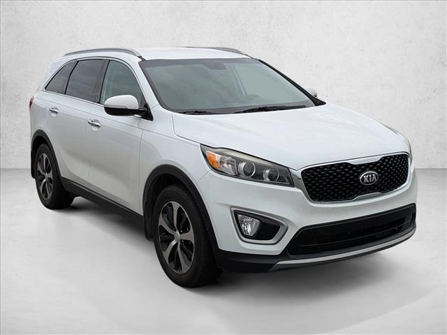 2017 Kia Sorento EX photo 3
