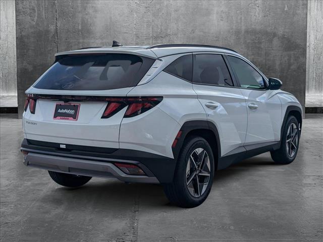 2025 Hyundai Tucson SEL photo 2