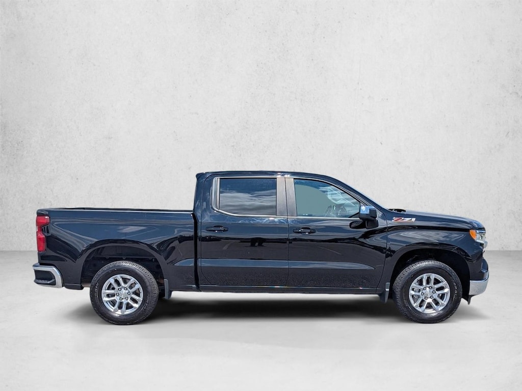 Used 2023 Chevrolet Silverado 1500 LT Crew Cab Pickup