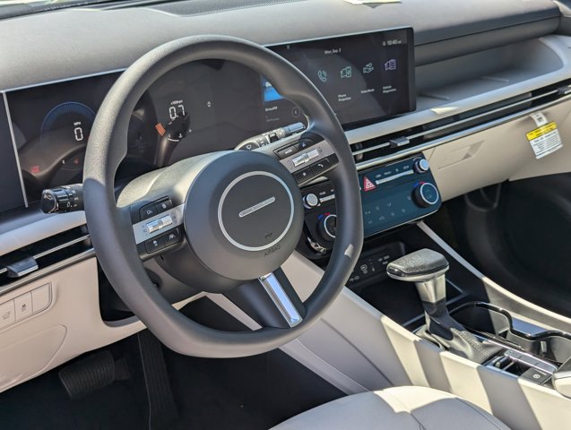 2025 Hyundai Tucson SEL Sport photo 3