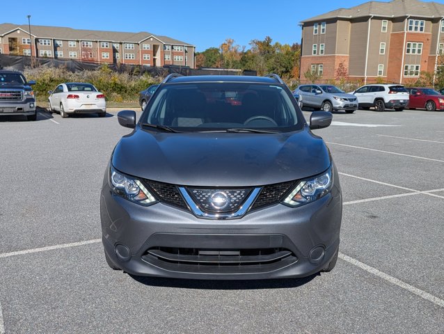 2018 Nissan Rogue Sport SV photo 2
