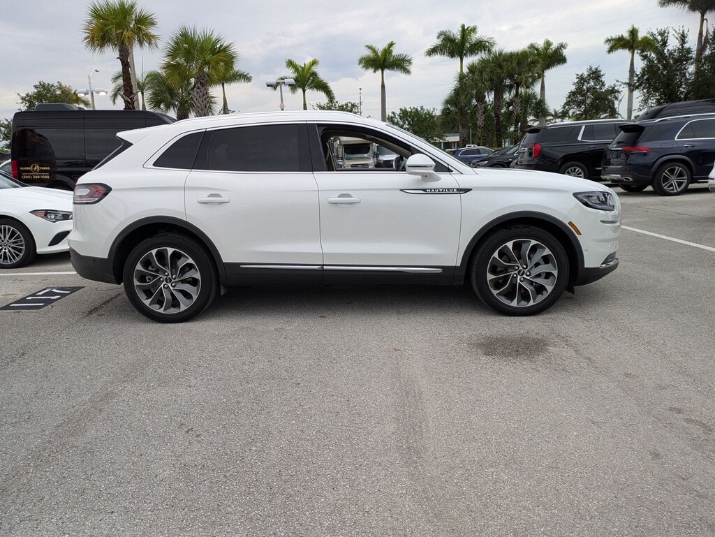 Used 2023 Lincoln Nautilus Reserve Sport Utility
