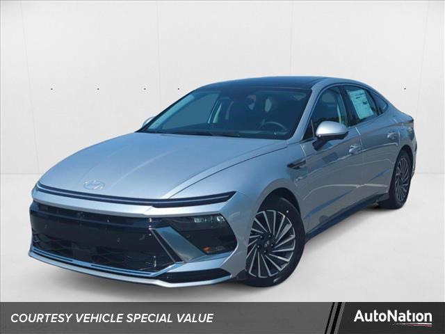 2025 Hyundai Sonata Hybrid Limited's photo