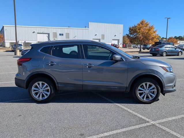 2018 Nissan Rogue Sport SV photo 4