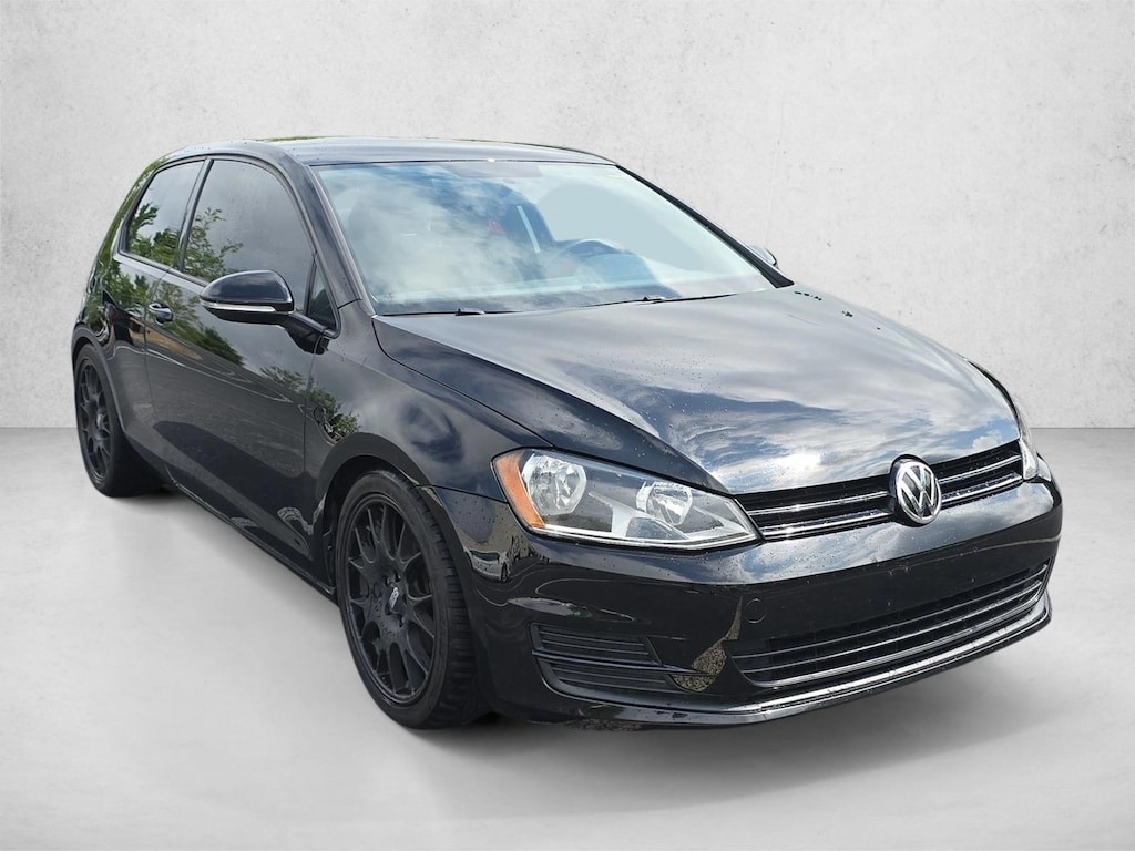 Used 2015 Volkswagen Golf TSI S 2dr Car