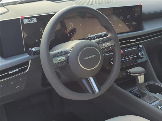 2025 Hyundai Sonata SE photo 3