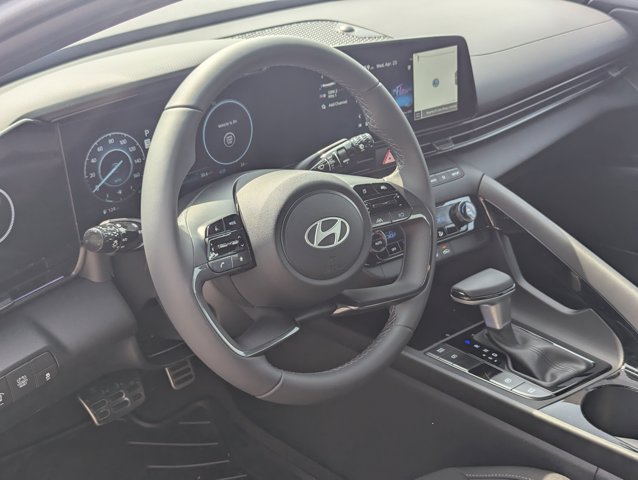 2025 Hyundai Elantra Hybrid Blue photo 3