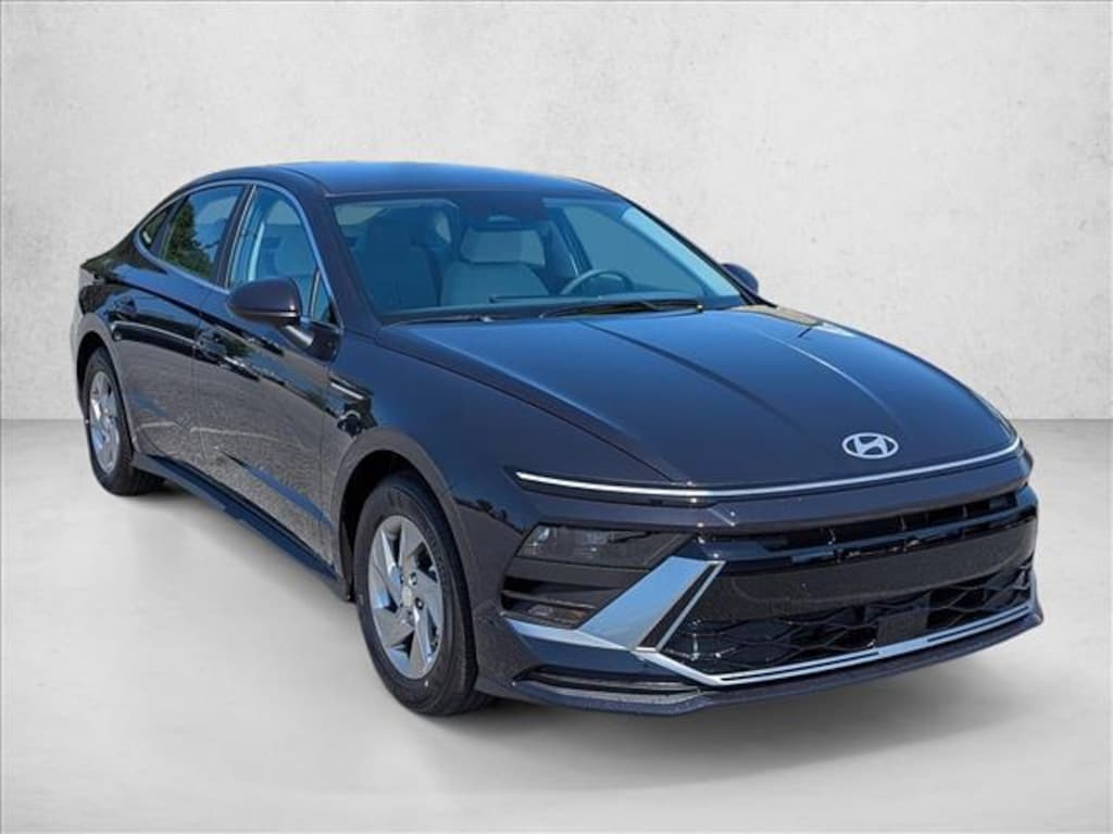 New 2026 Hyundai Sonata SE 4dr Car