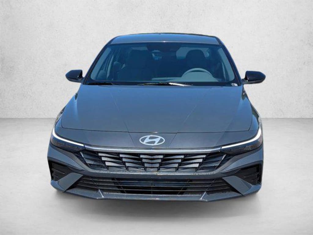 New 2026 Hyundai Elantra SEL Sport 4dr Car