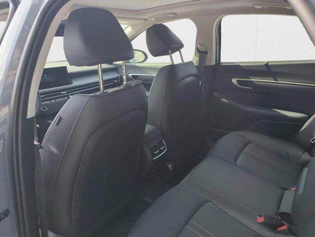2025 Hyundai Sonata Hybrid Limited - Photo 19