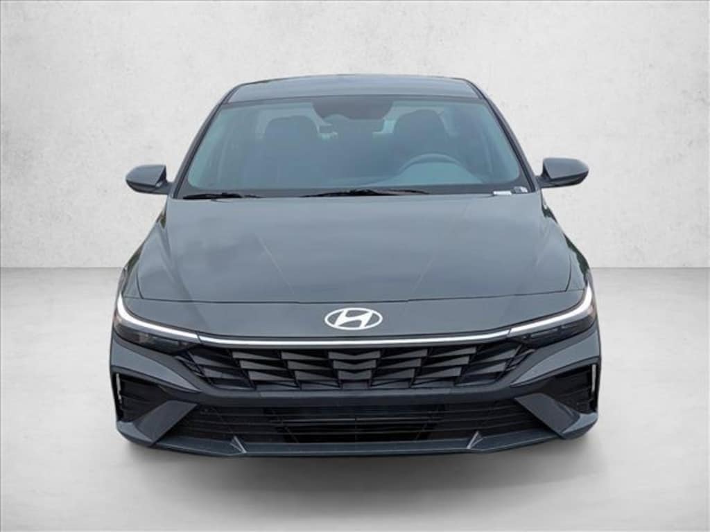 New 2026 Hyundai Elantra SE 4dr Car