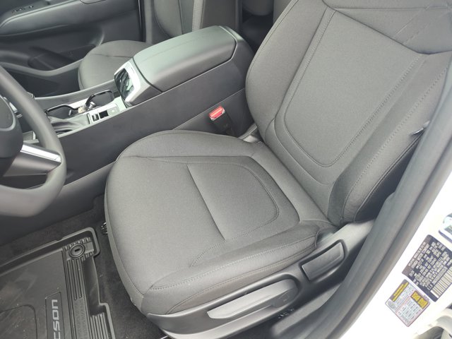 2025 Hyundai Tucson SE Sport photo 4