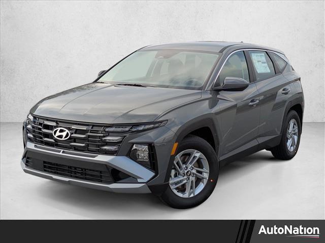 2026 Hyundai Tucson SE's photo