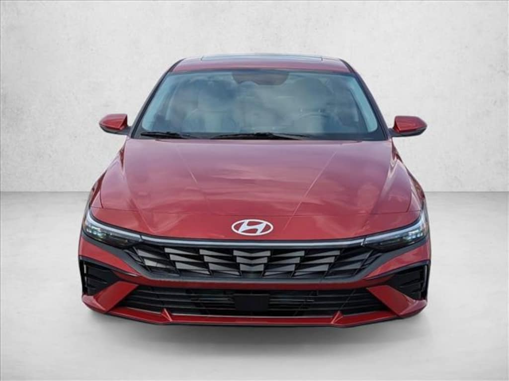 New 2026 Hyundai Elantra Limited 4dr Car