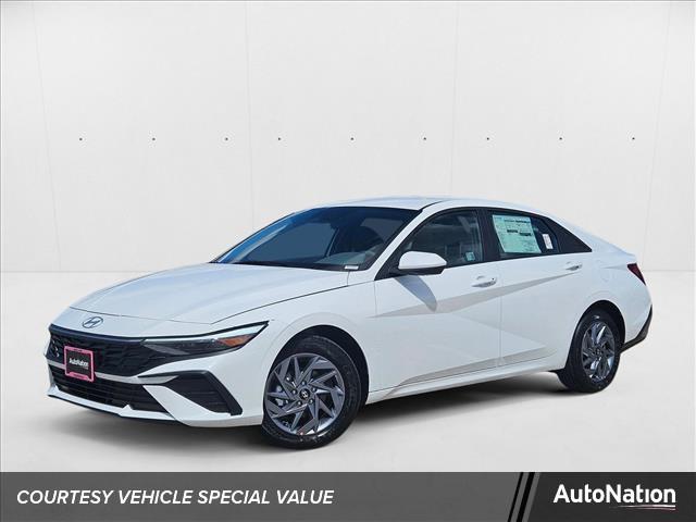 2025 Hyundai Elantra Blue