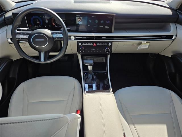 2025 Hyundai Tucson SEL - Photo 16