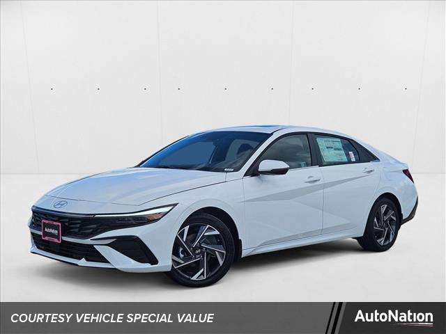 2025 Hyundai Elantra Limited's photo