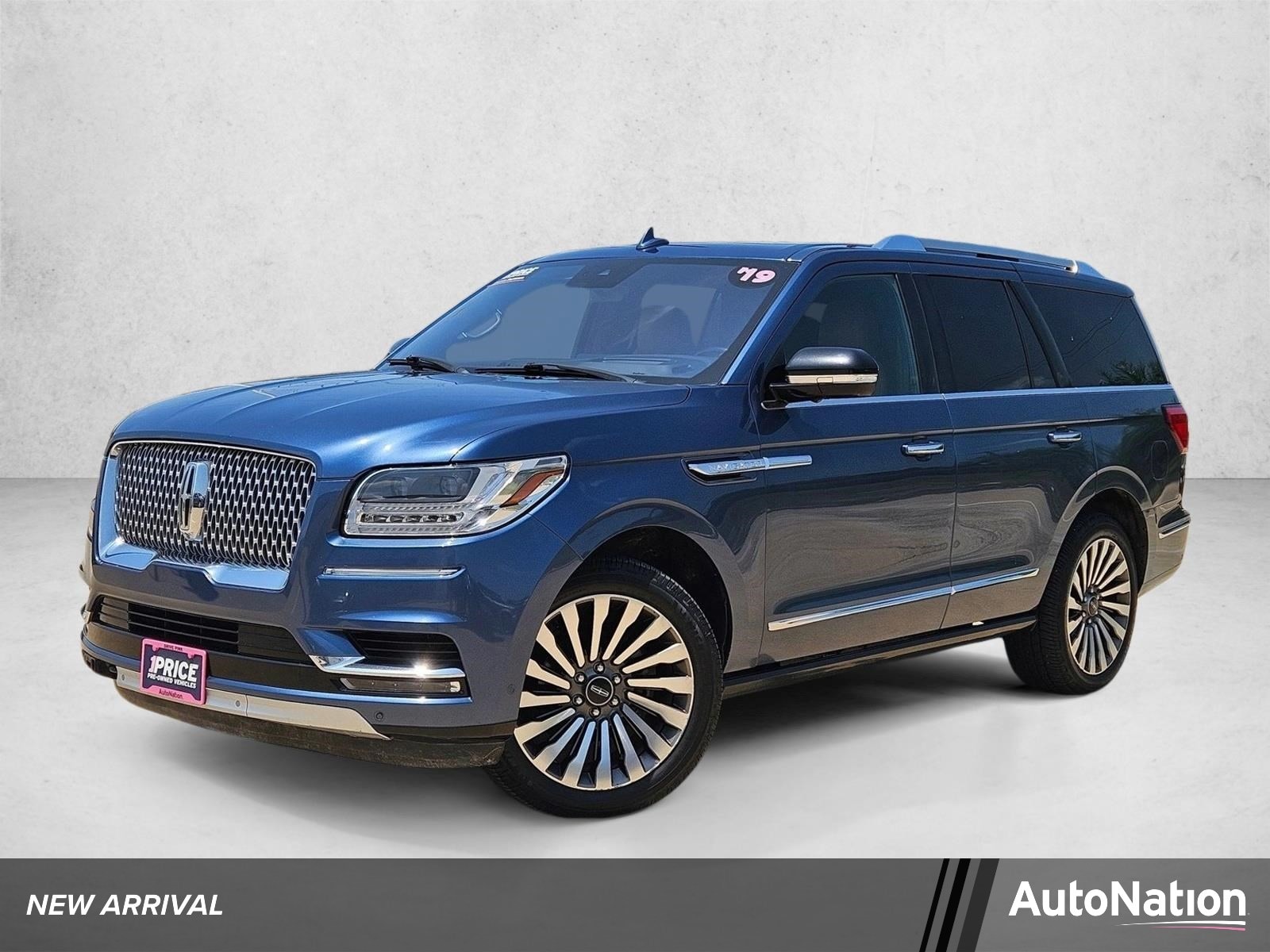 2019 Lincoln Navigator Reserve 4WD's photo