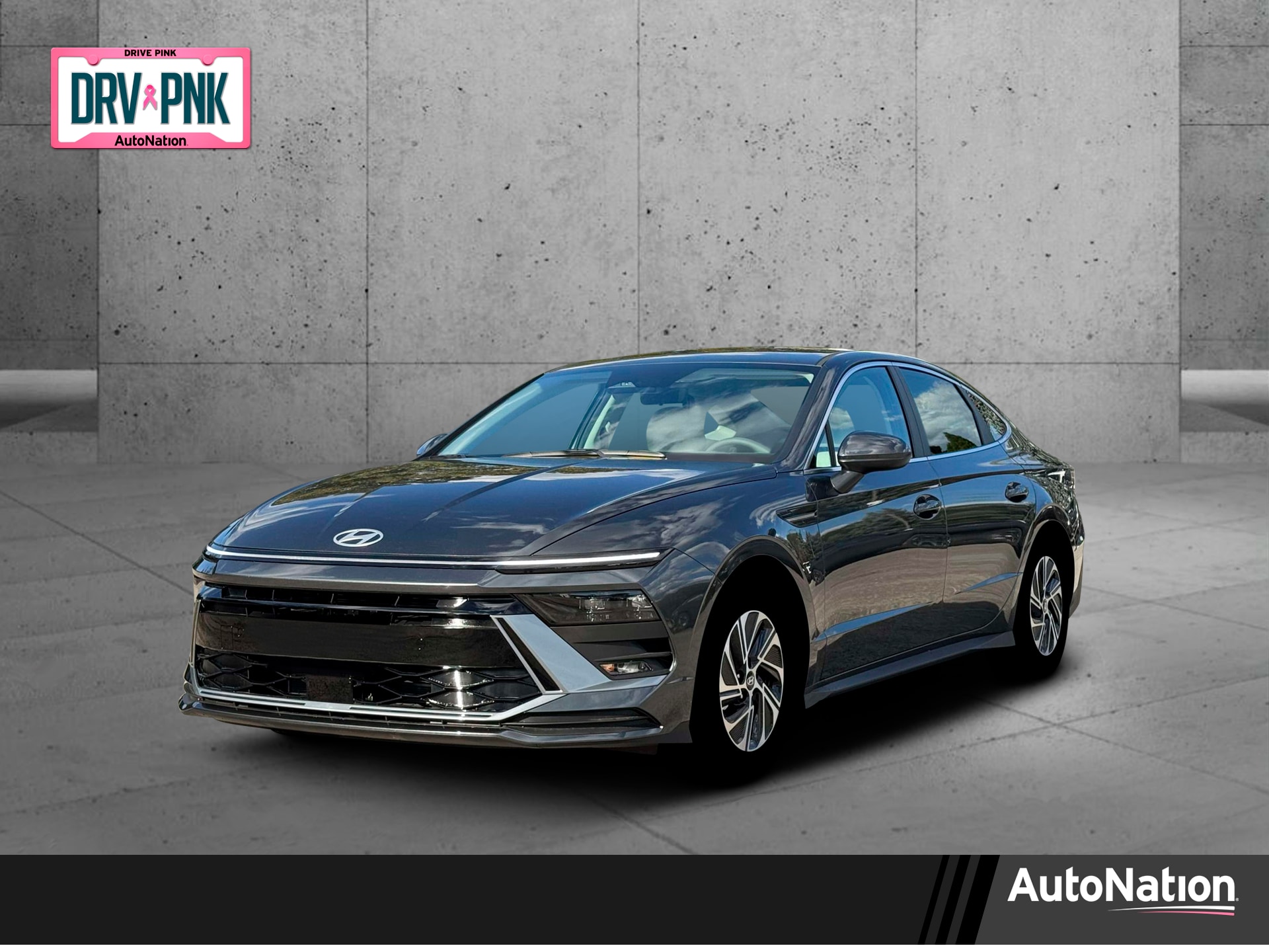 2026 Hyundai Sonata Hybrid Blue's photo