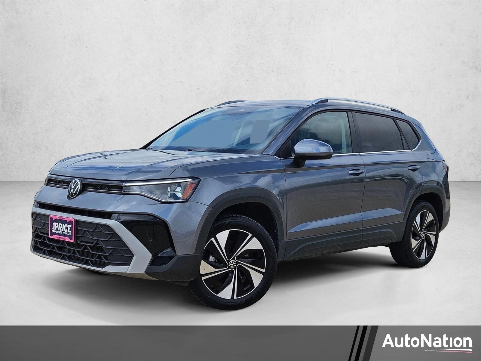 2025 Volkswagen Taos 1.5T SE 4Motion's photo