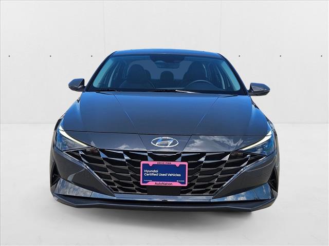 2023 Hyundai Elantra Limited photo 2