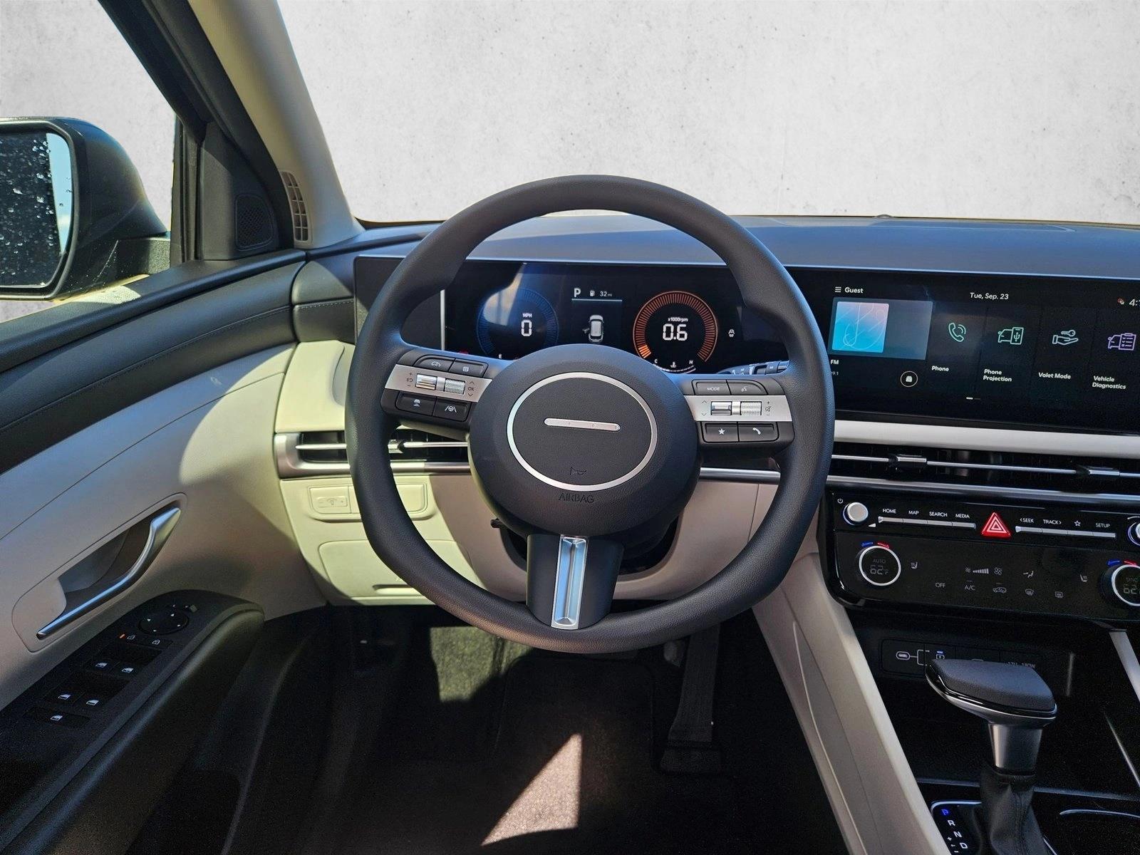 2026 Hyundai Tucson SEL - Photo 12