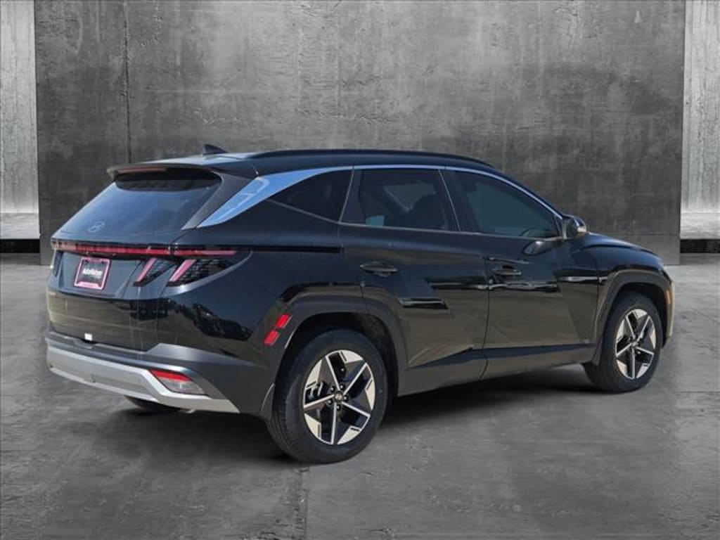 New 2025 Hyundai Tucson SEL Convenience FWD SUV