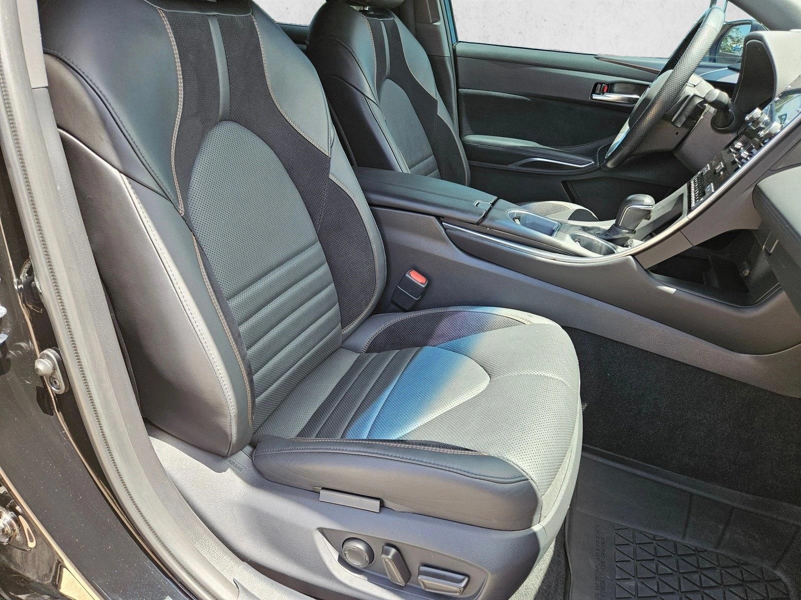 2022 Toyota Avalon Touring - Photo 19