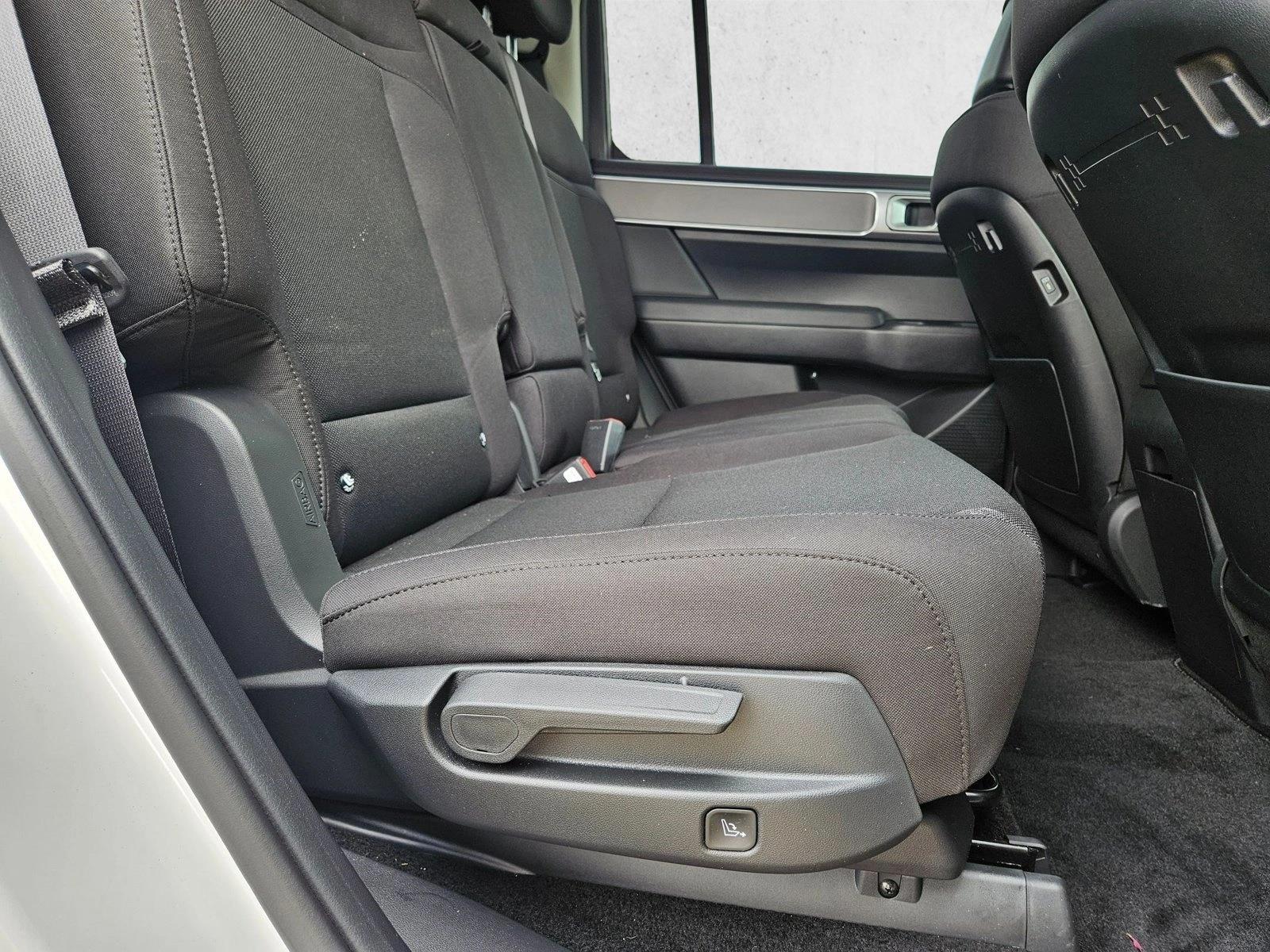 2026 Hyundai Santa Fe SE - Photo 18