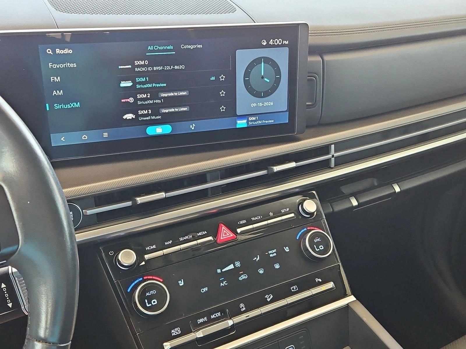 2025 Hyundai Santa Fe SEL - Photo 14