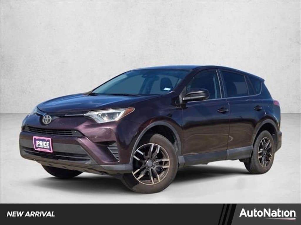 Used 2018 Toyota RAV4 LE Sport Utility