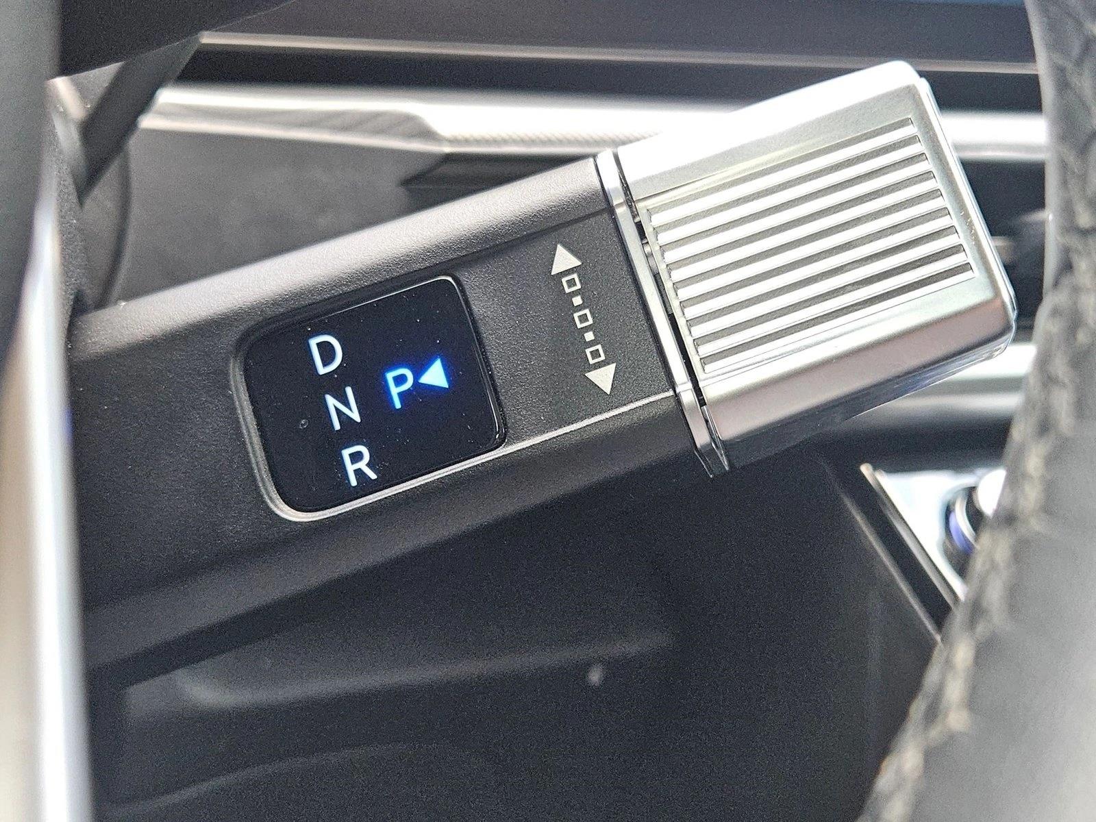 2025 Hyundai Santa Fe SEL - Photo 12