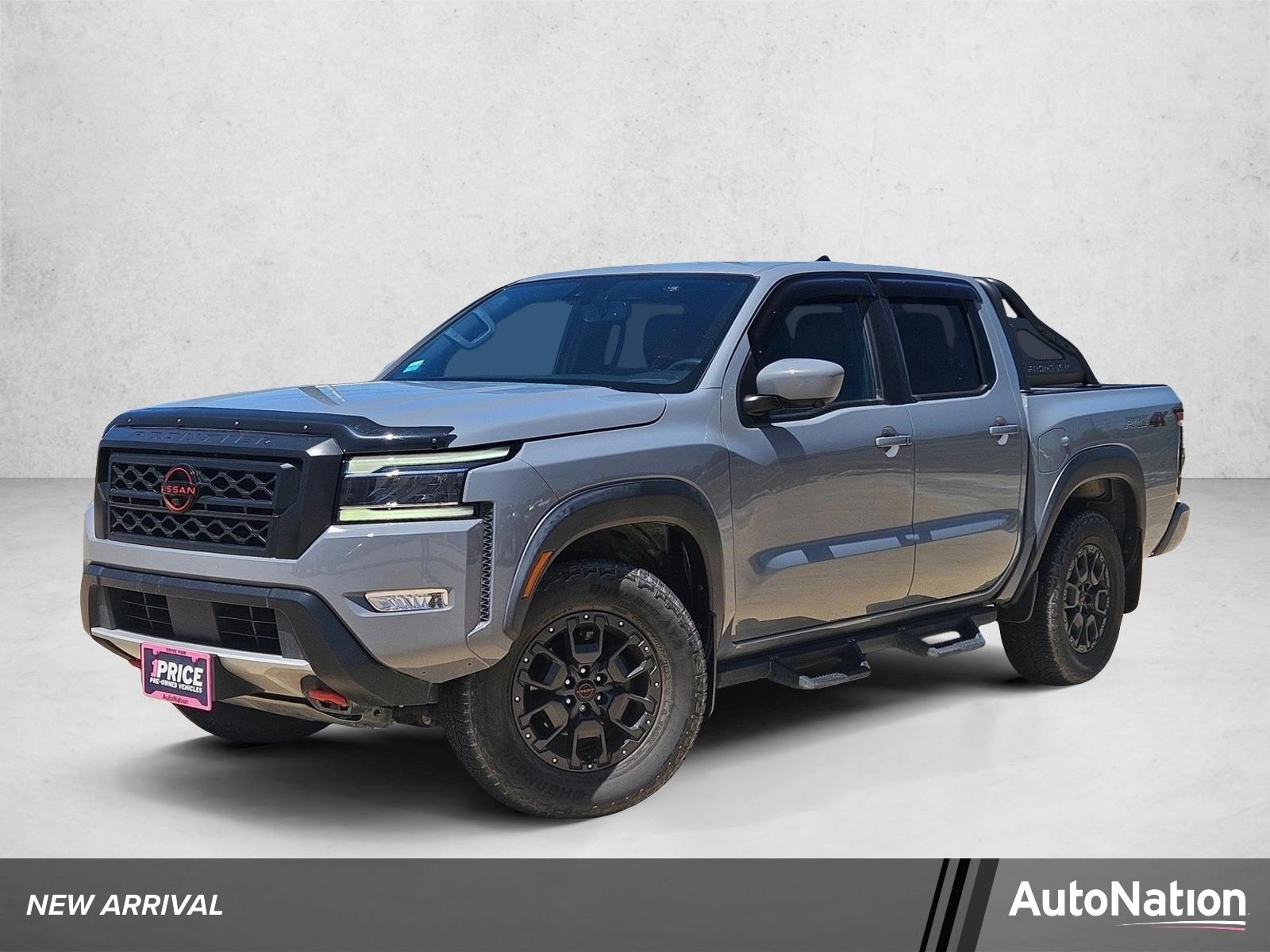 2022 Nissan Frontier PRO-4X Crew Cab 4X4's photo