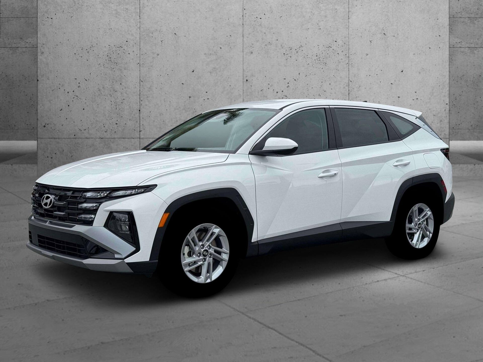 2026 Hyundai Tucson SE photo 2