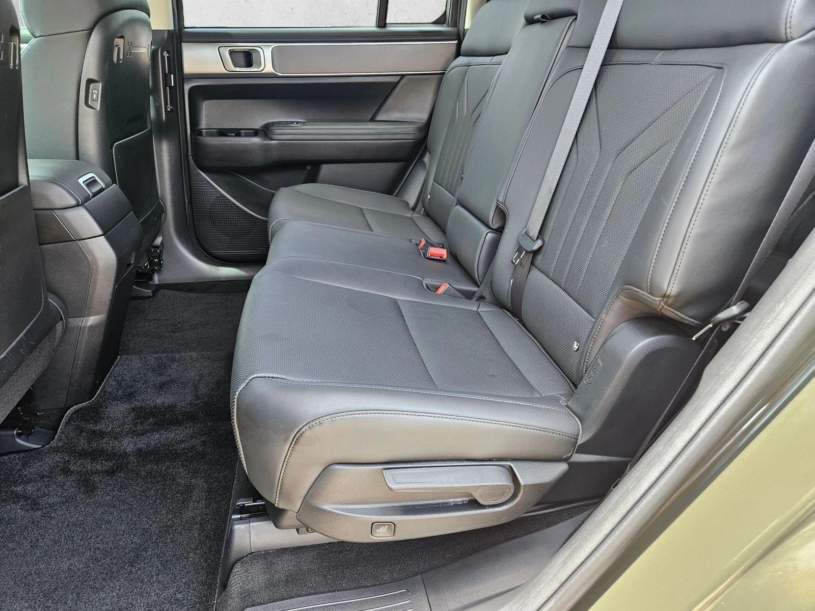 2025 Hyundai Santa Fe SEL - Photo 17
