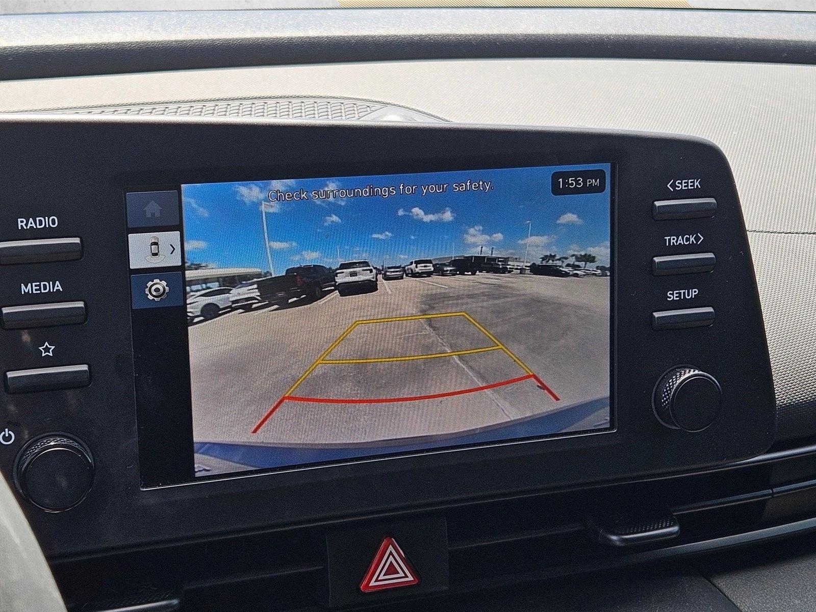 2025 Hyundai Elantra SEL - Photo 10