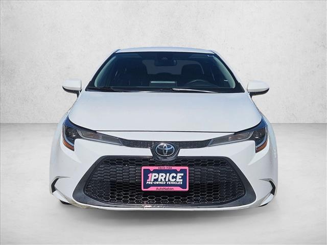 2020 Toyota Corolla LE photo 2