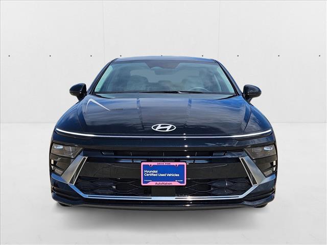 2025 Hyundai Sonata SEL photo 2