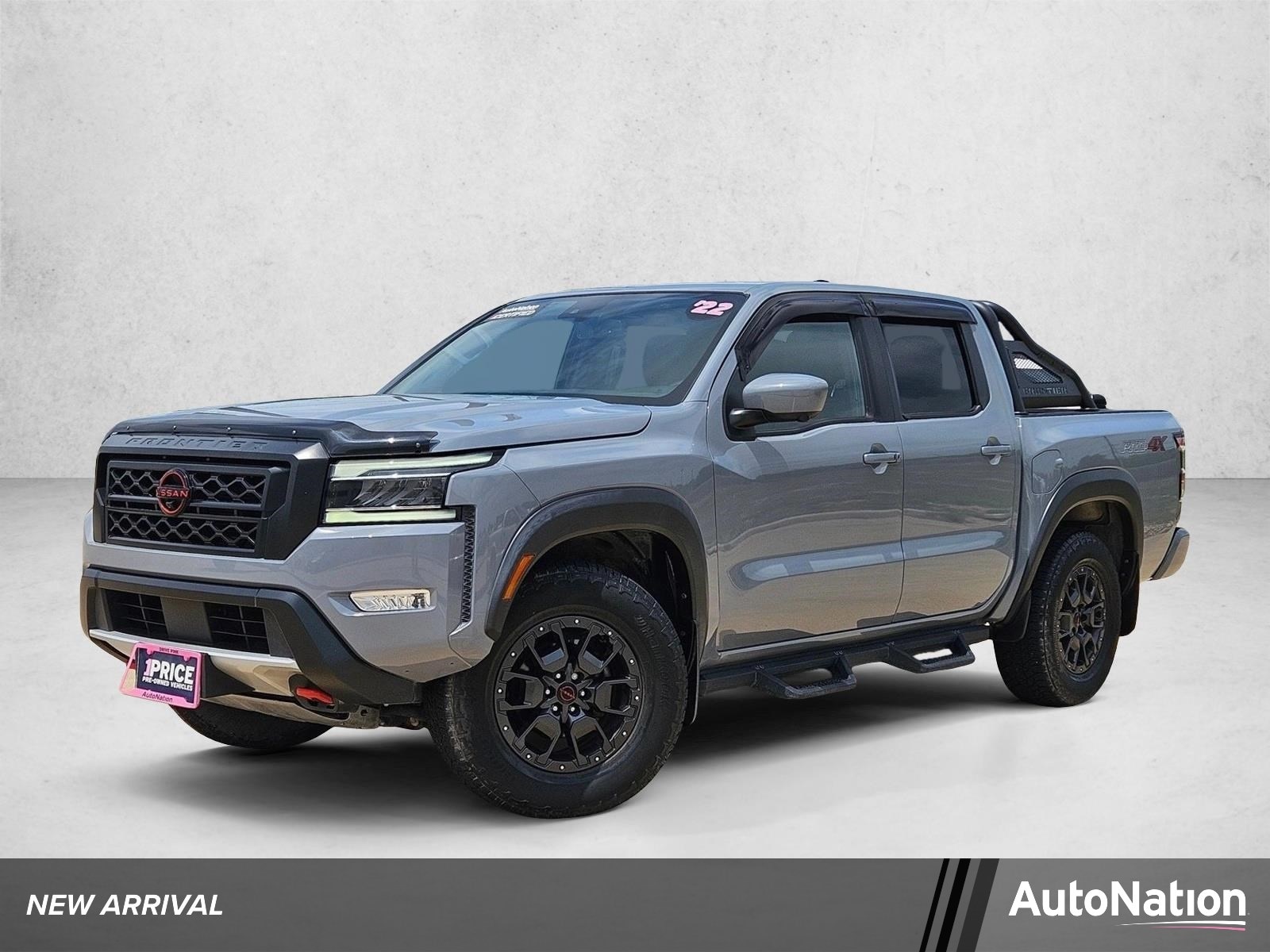 2022 Nissan Frontier PRO-4X Crew Cab 4X4's photo