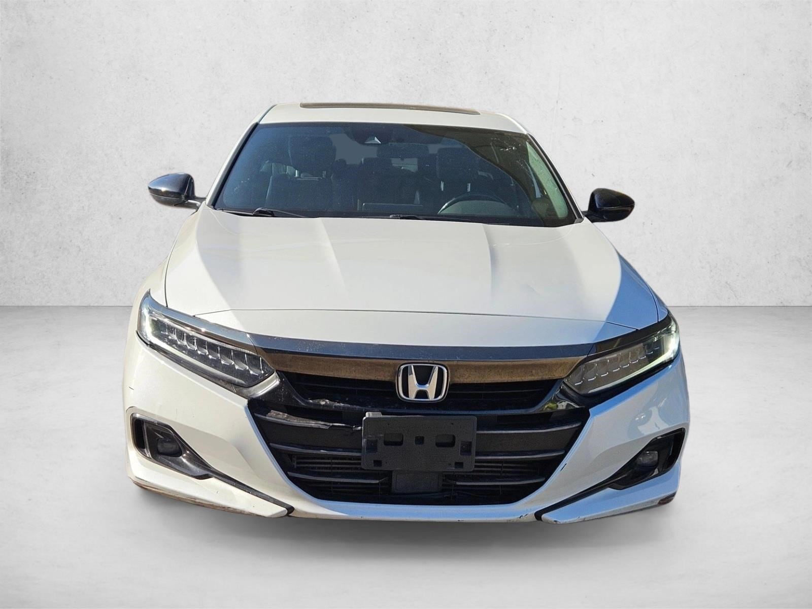 2021 Honda Accord Sport's photo