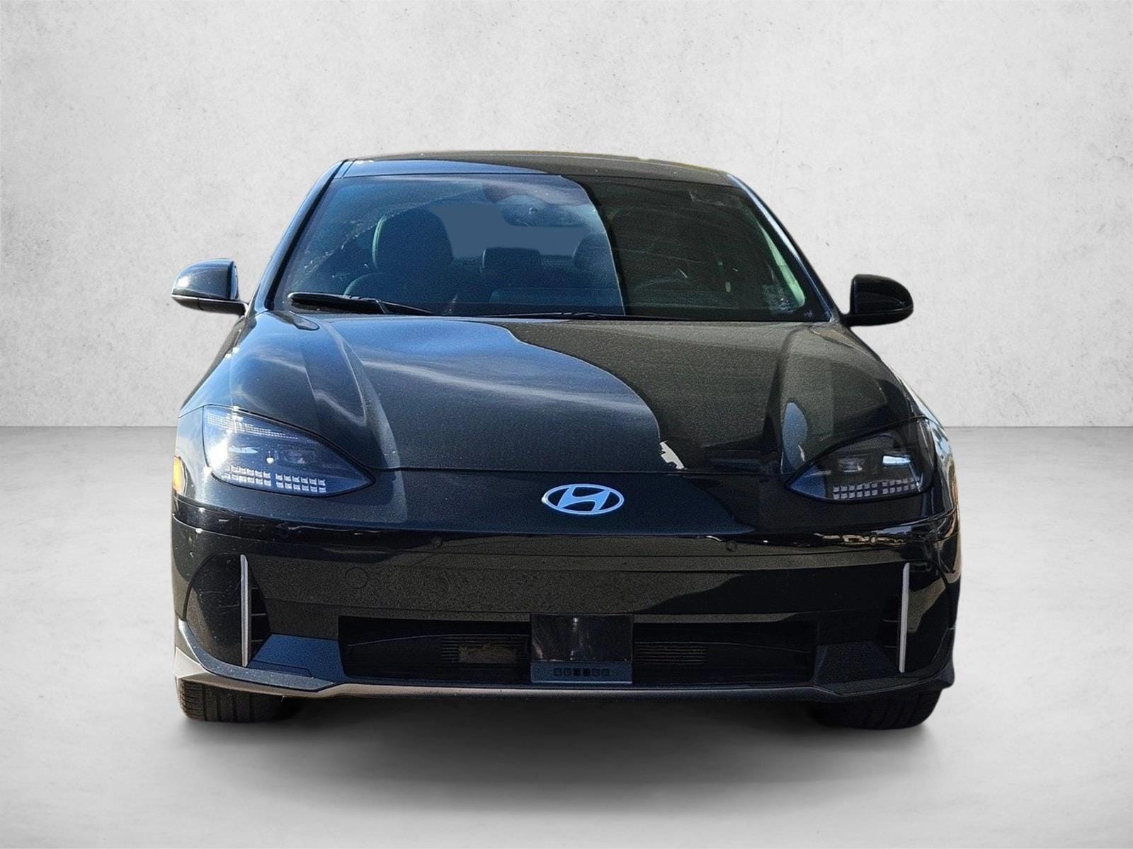 Used 2023 Hyundai IONIQ 6 SEL with VIN KMHM34AA9PA043890 for sale in North Richland Hills, TX